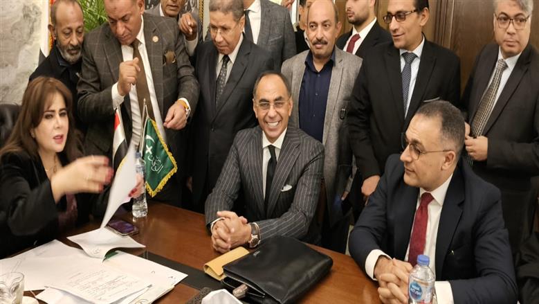 «الإعلام في الصدارة».. هاني سري الدين يعلن برنامجه الانتخابي لقيادة «الوفد»