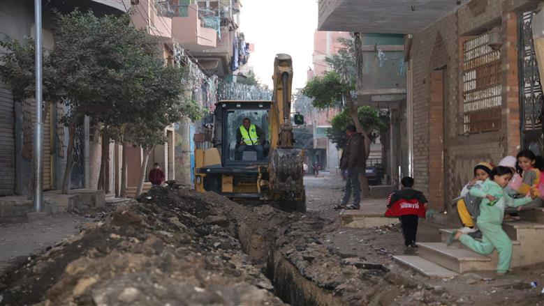 جولة رئيس شركة مياه الشرب والصرف بالقليوبية 