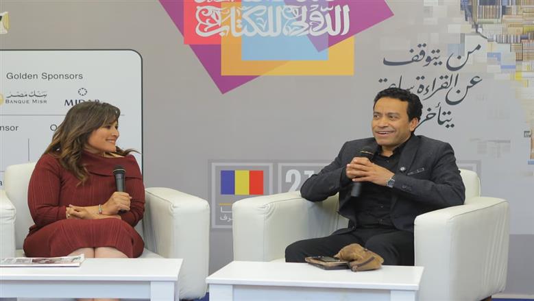 سامح حسين في ندوته بمعرض الكتاب: انتظروا الجزء الثاني من «قطايف» في رمضان 