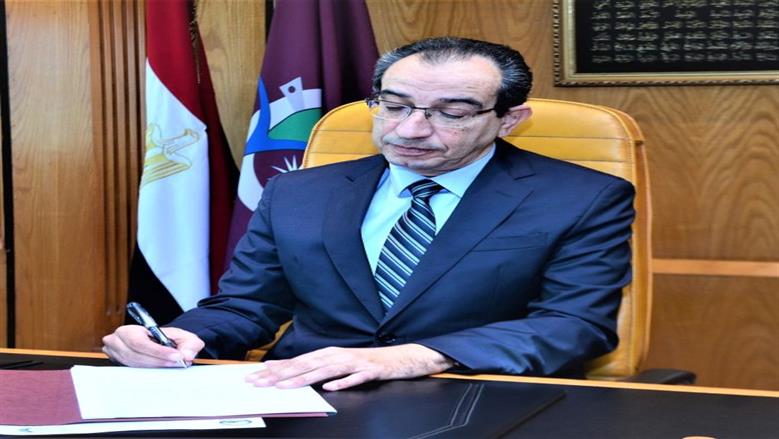 رئيس جامعة الفيوم