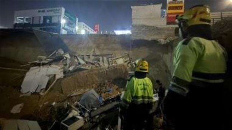 إصابة شخصين في هبوط أرضي مفاجئ داخل محطة وقود بالتجمع