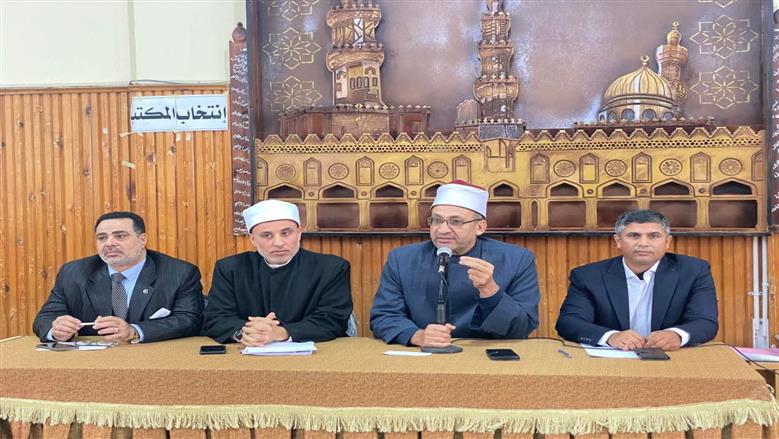 رئيس منطقة كفر الشيخ الأزهرية يشكل غرفة عمليات لامتحانات النقل 