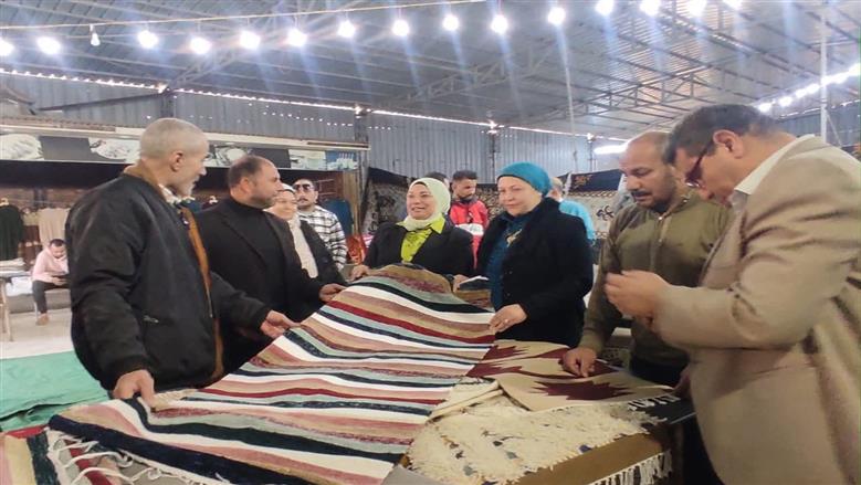 افتتاح معرض «مشروعك» للحرف اليدوية والتراثية بقلين في كفر الشيخ