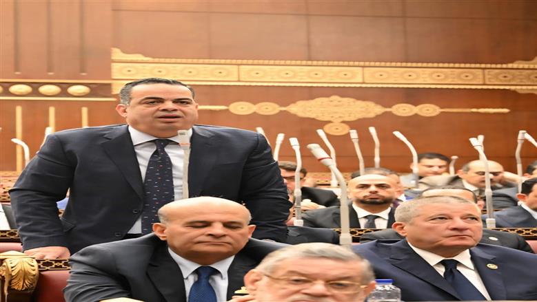 نائب بـ«الشيوخ يحذر»: الموبايل أصبح المربي البديل ويهدد مستقبل جيل كامل