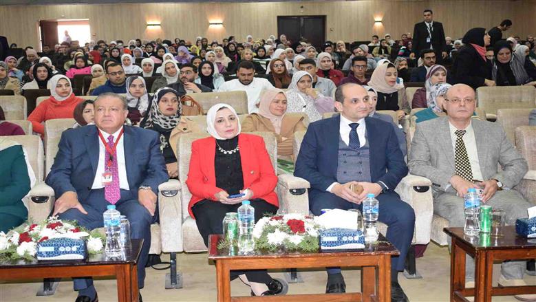 افتتاح المؤتمر السنوي الثاني بآداب بنها بعنوان : 