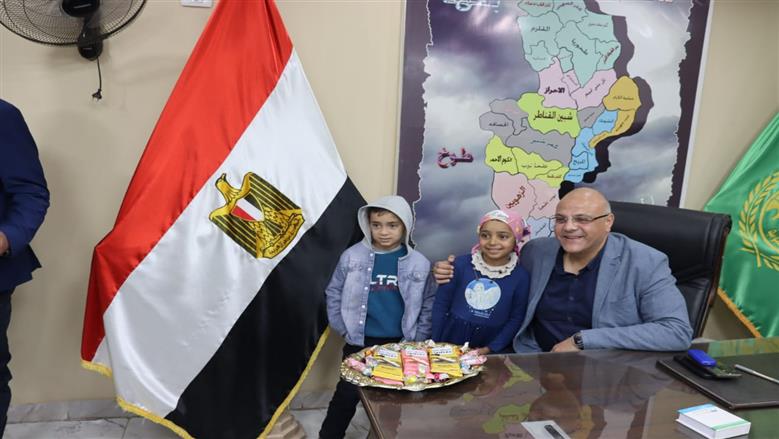 محافظ القليوبيه يعقد اللقاء الجماهيري الاسبوعي بمدينه شبين القناطر لحل مشكلات مدن شبين القناطر والخانكه والخصوص