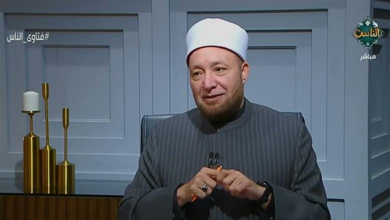 هل يجوز حرمان الابن العاق من المال؟.. أمين الفتوى يجيب