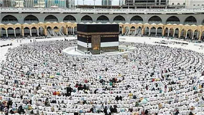 أسعار عمرة رمضان 2026: تفاصيل الباقات الاقتصادية وبرامج الإقامة الطويلة