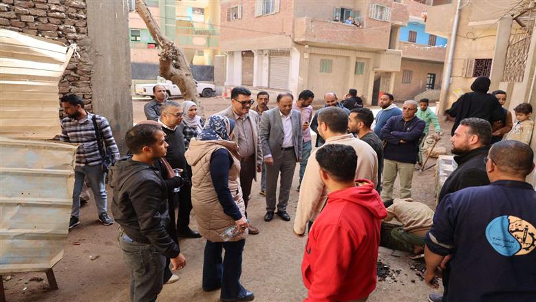 رئيس مياه القليوبية يشدد علي الالتزام بالمواصفات الفنية والمعايير القياسية في مشروعات حياة كريمة