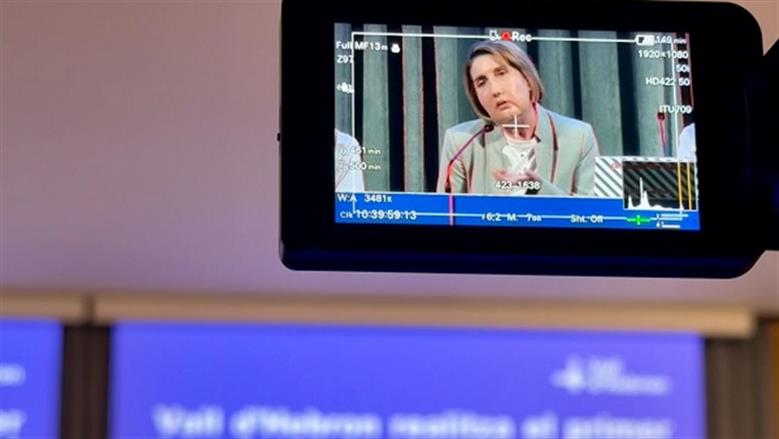 أعاد ابتسامتها.. أول حوار مع جراح إسباني زرع وجه لمريضة من متبرع اختار «الموت الرحيم»