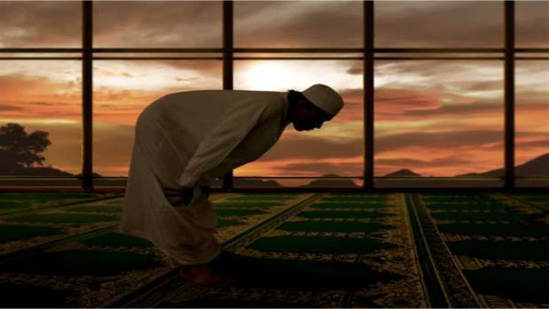 دعاء الاستفتاح في الصلاة.. دار الإفتاء توضح الصيغ الصحيحة 