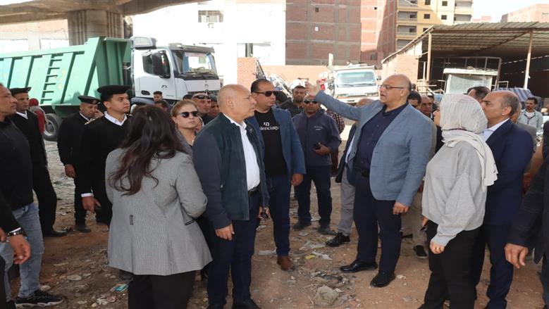 محافظا القليوبية والقاهرة يستكملان الحملة المكبرة لتطهير «منطقة المرج» من العشوائيات.. وإقامة سور حديدي لتأمين حرم الكباري