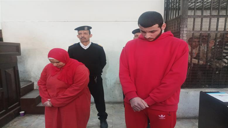 المتهمين