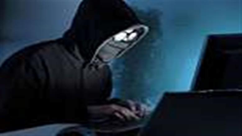 «تقى» ضحية البحث عن الربح السريع: خسرت ألف دولار