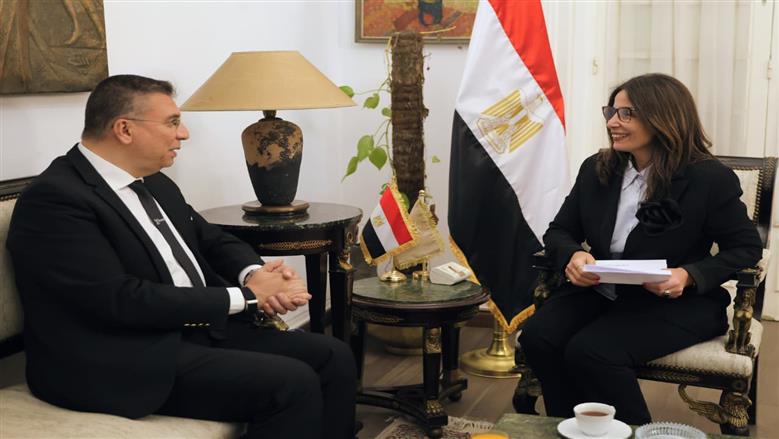 جيهان زكي تستقبل عمرو الليثي عقب صدور قرار تعيينها وزيرة للثقافة