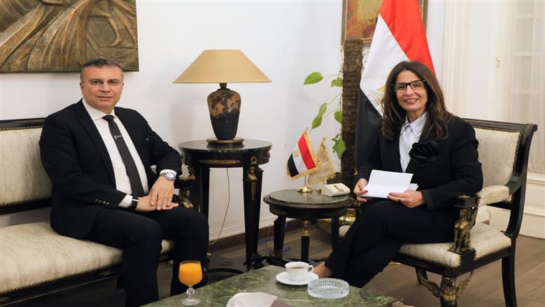 جيهان زكي تستقبل عمرو الليثي عقب صدور قرار تعيينها وزيرة للثقافة