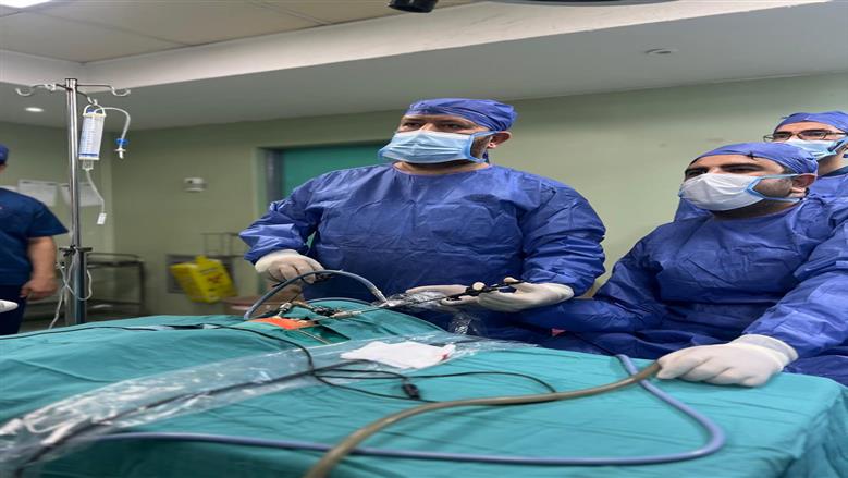 جراحة مجهرية تنقذ رضيعًا عمره يومان من انسداد مريئي بمستشفى الأطفال التخصصي ببنها