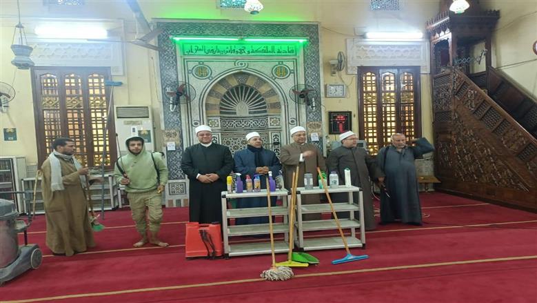 انطلاق حملة نظافة مكبرة بجميع مساجد القليوبية استعدادًا لشهر رمضان المبارك