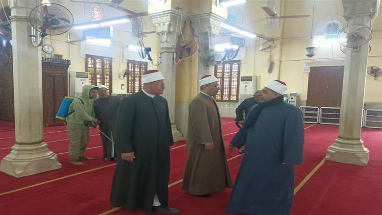 انطلاق حملة نظافة مكبرة بجميع مساجد القليوبية استعدادًا لشهر رمضان المبارك
