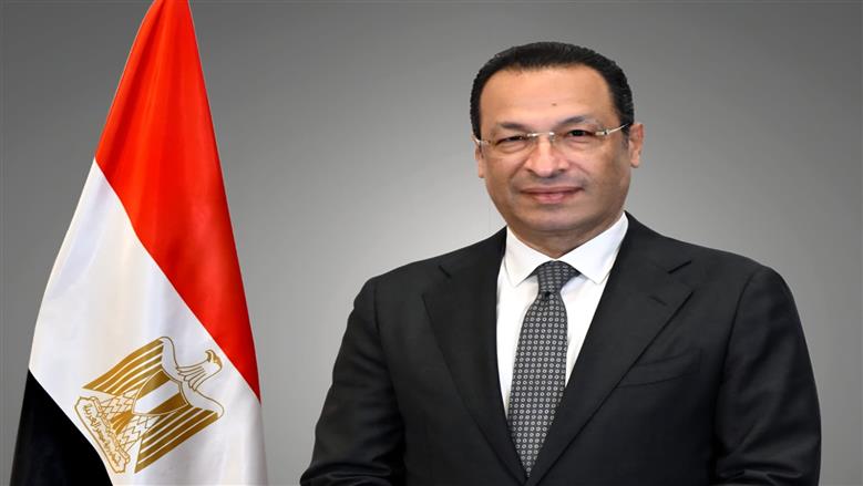وزير الاتصالات يشارك في فعاليات قمة تأثير الذكاء الاصطناعي بالهند