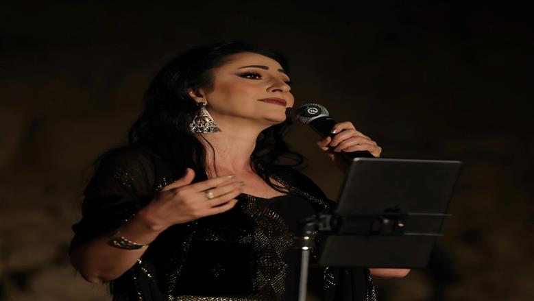 صوت السوبرانو أميرة سليم يعانق الجرانيت في سيمبوزيوم أسوان الدولي (صور)