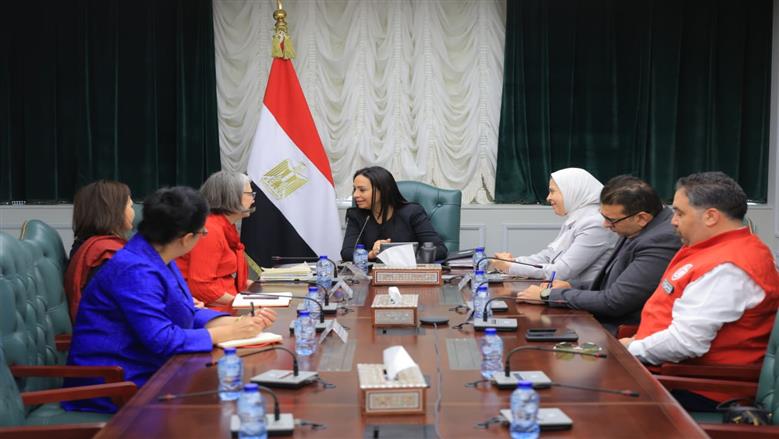 وزيرة التضامن تبحث مع الاتحاد الدولي للصليب الأحمر خطة دعم غزة في رمضان