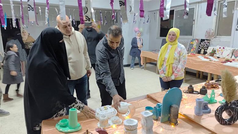 مدير عام الشباب والرياضة.. يشهد المعرض الختامي لبرنامج الفنون التشكيلية بمركز شباب كفر مناقر