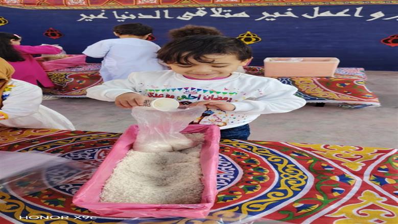 أطفال «كى جى» يستقبلون رمضان بالاستعراضات والورش الفنية.. بهجة تملأ الفصول