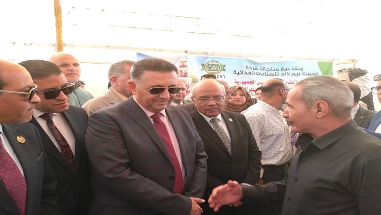بحضور المحافظ ورئيس الغرفة.. افتتاح معارض «أهلا رمضان» في شبرا والقناطر والخانكة 