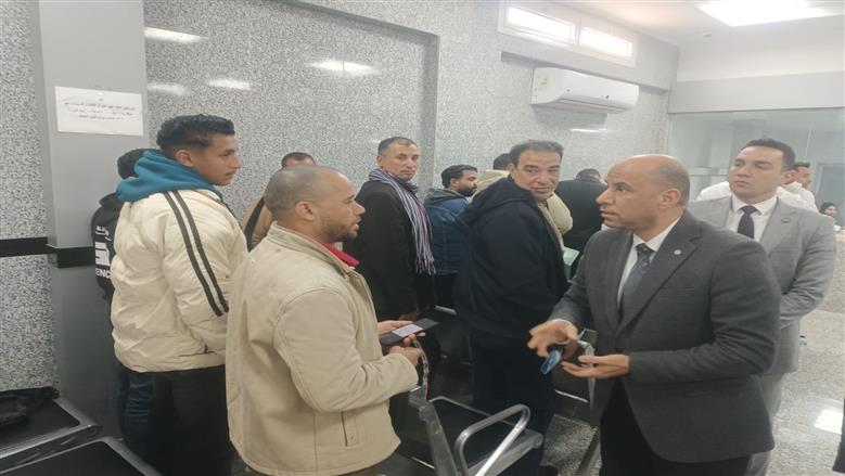 جولة وزير العمل 