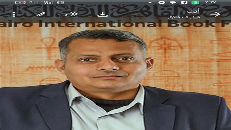 للمرأة نصيب الأسد في أشعاره.. الشاعر عاطف مقلد يطرح ديواني شعر ويستعد لصدور «مريم»