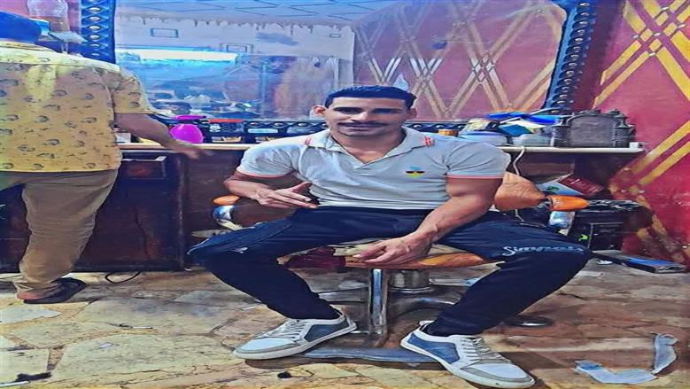 رفض يجيب لها سجاير.. زوجة تنهي حياة زوجها خلال انشغاله بتعليق زينة رمضان |عاجل