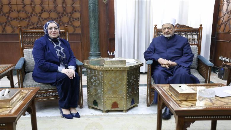 شيخ الأزهر: واقع المرأة الشرقية يحتاج لنظرة متعمقة في ظل تسيد العادات على الفقه الصحيح 