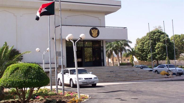 سفارة السودان لدى القاهرة تطالب مواطنيها بحمل الوثائق الثبوتية بشكل دائم