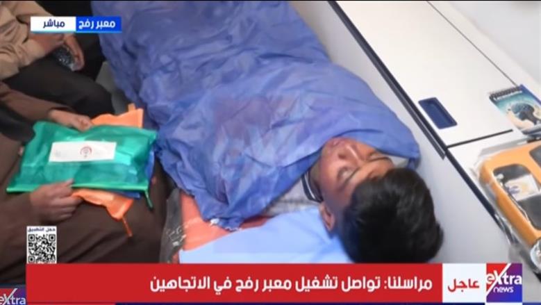 أم فلسطينية تشكر الدولة المصرية وتطلب علاج ابنها