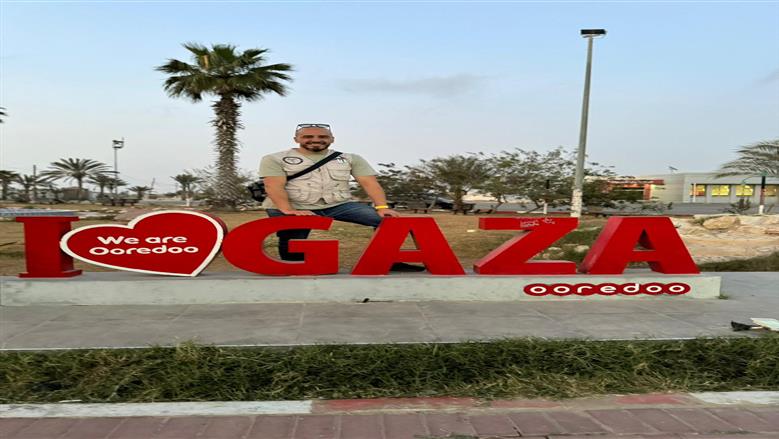 الطبيب محمد توفيق- استشاري جراحة الشبكية