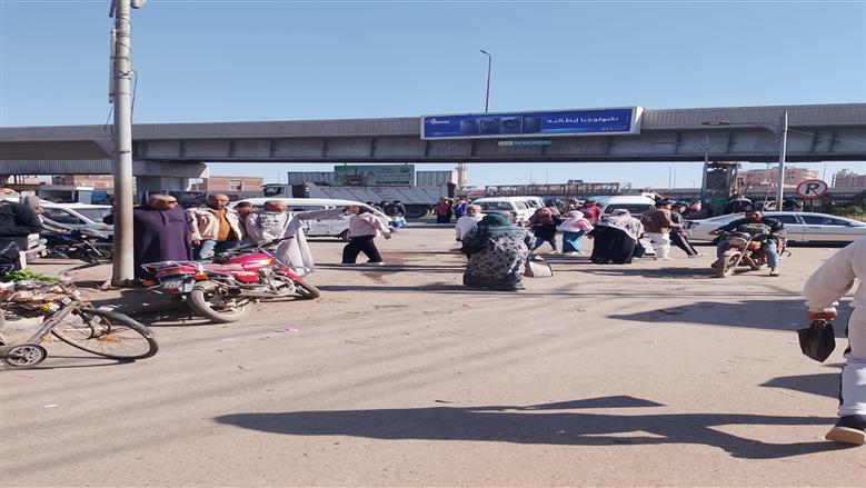 رفع 25 طن مخلفات في حملة مكبرة لمتابعة النظافة ورفع الإشغالات بشرق شبرا و بنها