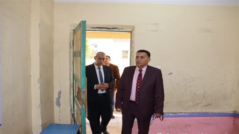 محافظ القليوبية يُجري جولة مفاجئة على مدرستين بشبين القناطر وطوخ ويتفقد طريق شبين–طوخ ويوجه بتذليل العقبات أمام تطويره