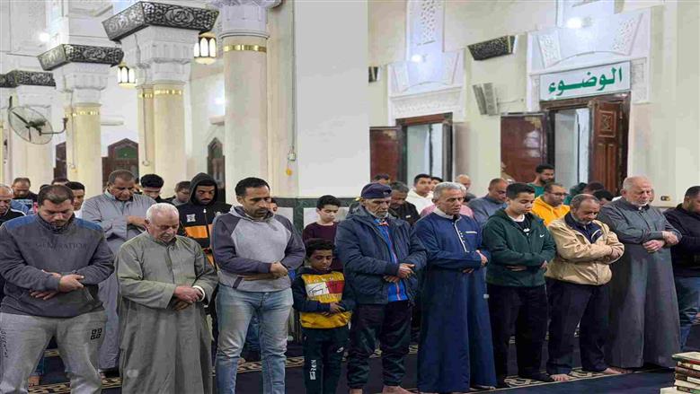 موعد أذان المغرب اليوم الاثنين 23 -2-2026 خامس أيام رمضان في السويس