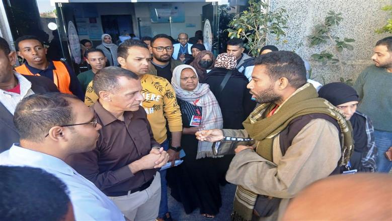 مركز الأورام بأسوان
