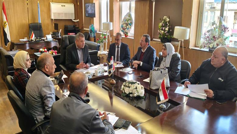 اجتماع نائب محافظ القاهرة