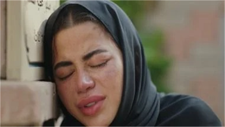 علامات الحزن الشديد.. مرت به يارا السكري في مسلسل علي كلاي