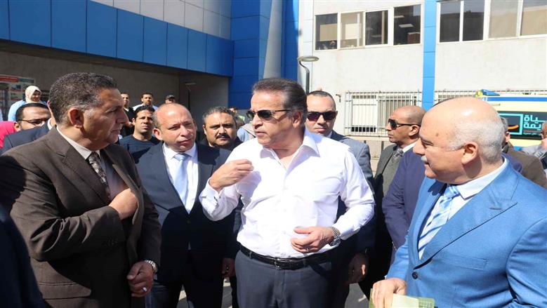 محافظ القليوبية خلال استقباله وزير الصحة دعم لوجيستي كامل لللمشروع القومي الرائد،