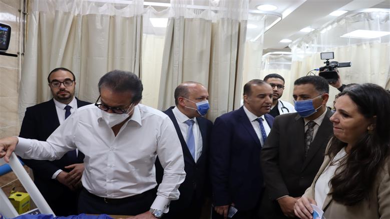 محافظ القليوبية خلال استقباله وزير الصحة دعم لوجيستي كامل لللمشروع القومي الرائد،