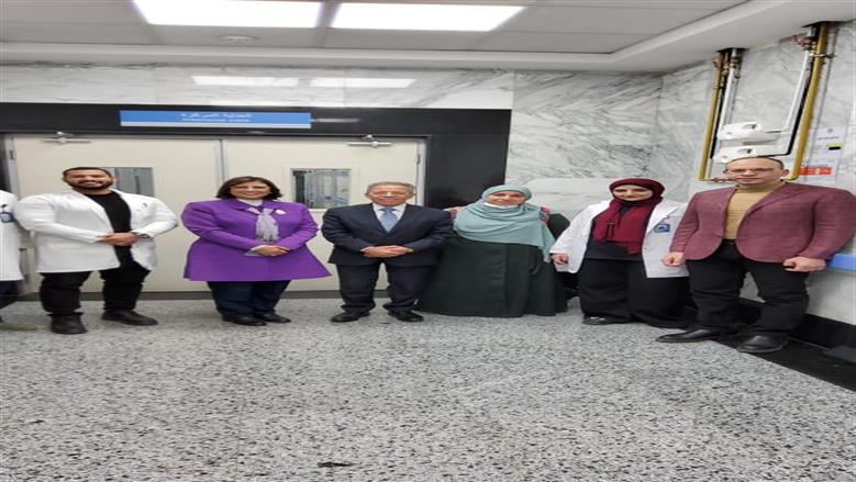 رئيس تضامن النواب تزور طفل باسوس المصاب بطلق ناري بمعهد ناصر وتطمئن على حالته