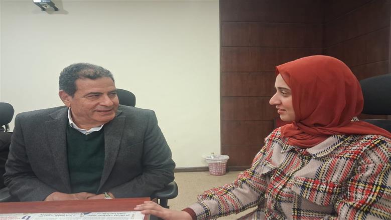 عزت القمحاوي