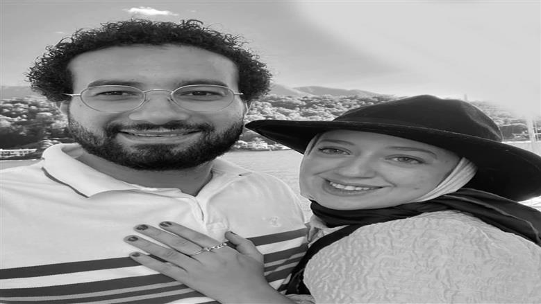 انتقادات لظهور زوج آية عادل ضحية العنف بالأردن في مؤتمر دولي.. ما القصة؟ 