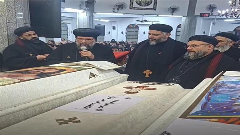 أسقف دير مواس يترأس صلاة جنازة ضحايا حداث انهيار سور بدير أبو فانا