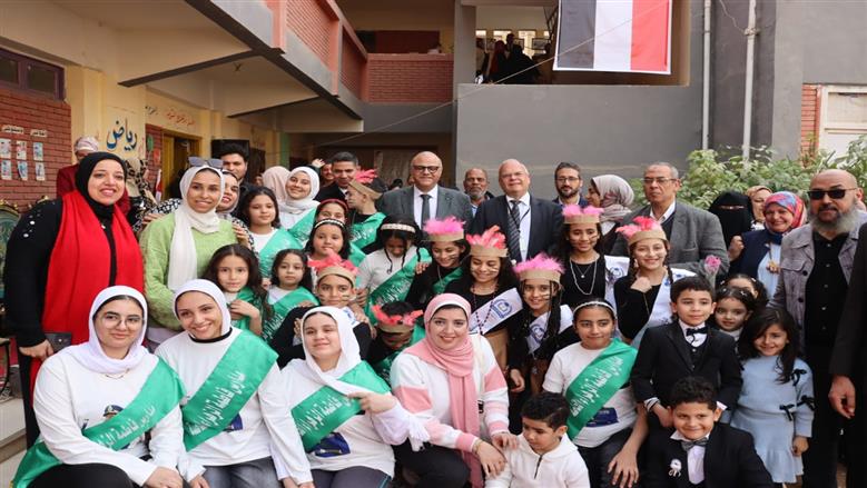 محافظ القليوبية وسفير السويد يتفقدان مبادرة «الفصل الأخضر» بمدرسة القناطر الخيرية الرسمية