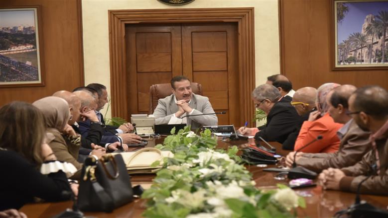 محافظ بورسعيد وأعضاء نقابة الصحفيين